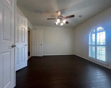 6535 Bastrop Trail - Photo Thumbnail 14