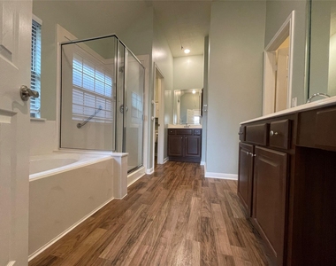 6535 Bastrop Trail - Photo Thumbnail 12