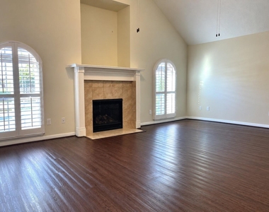 6535 Bastrop Trail - Photo Thumbnail 3