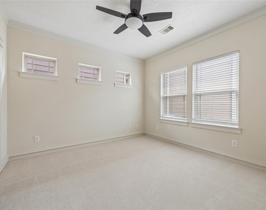 5924 Petty Street - Photo Thumbnail 14