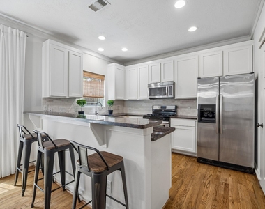 5924 Petty Street - Photo Thumbnail 5