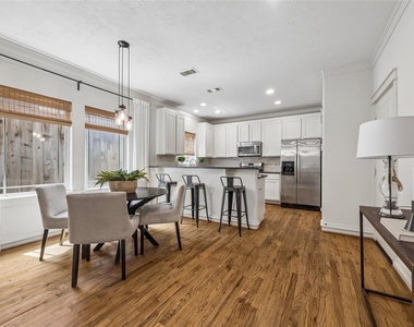 5924 Petty Street - Photo Thumbnail 3