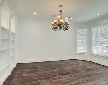 6007 Newcastle Street - Photo Thumbnail 13