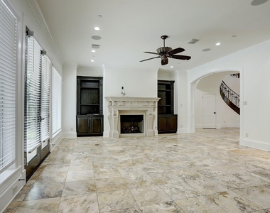 6007 Newcastle Street - Photo Thumbnail 24