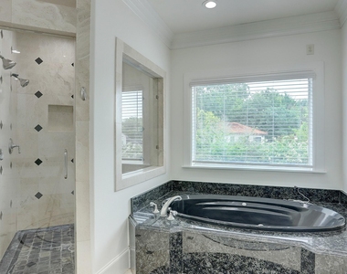 6007 Newcastle Street - Photo Thumbnail 43