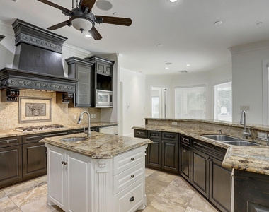 6007 Newcastle Street - Photo Thumbnail 16