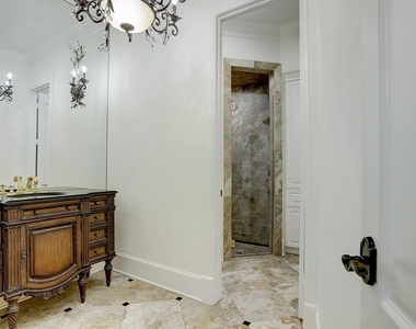 6007 Newcastle Street - Photo Thumbnail 28