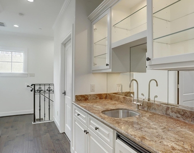 6007 Newcastle Street - Photo Thumbnail 33