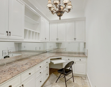 6007 Newcastle Street - Photo Thumbnail 21
