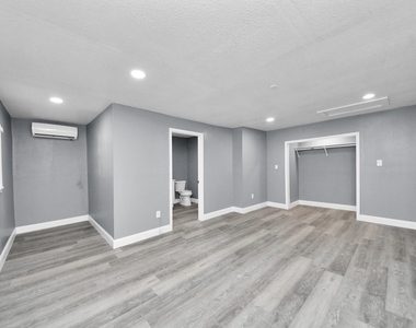 2503 Jean Street - Photo Thumbnail 18