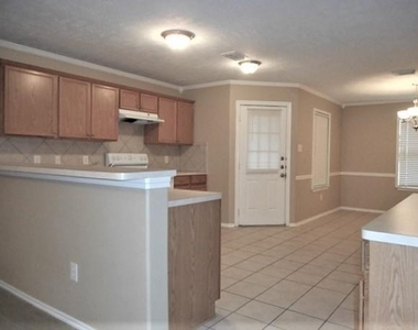 10410 Scenic Vista Drive - Photo Thumbnail 1