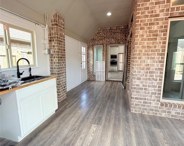 2126 Great Egret Bend - Photo Thumbnail 20