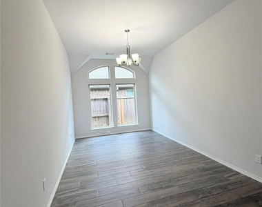 2126 Great Egret Bend - Photo Thumbnail 11