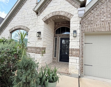 2126 Great Egret Bend - Photo Thumbnail 2
