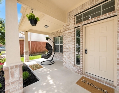 2715 Harte Court - Photo Thumbnail 1