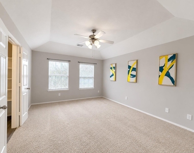 2715 Harte Court - Photo Thumbnail 19