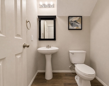 2715 Harte Court - Photo Thumbnail 16