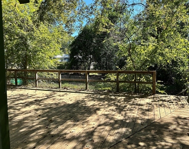 403 W Worsham Street - Photo Thumbnail 5
