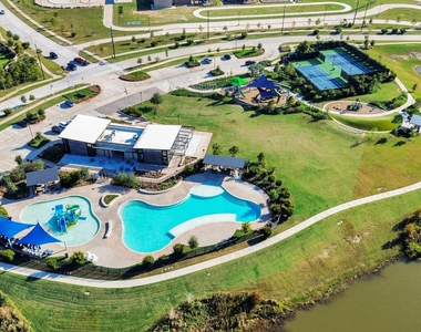 29739 Bur Creek Lane - Photo Thumbnail 37