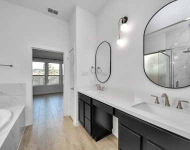 29739 Bur Creek Lane - Photo Thumbnail 21