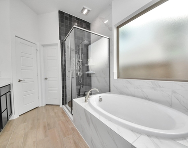 29739 Bur Creek Lane - Photo Thumbnail 22
