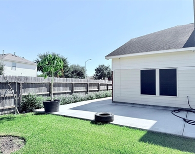 18206 Brightwood Park Lane - Photo Thumbnail 14