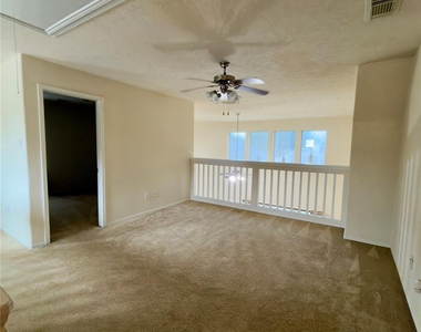 18206 Brightwood Park Lane - Photo Thumbnail 10