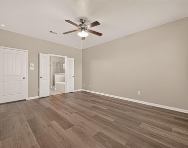 19678 Little Pine Lane - Photo Thumbnail 12