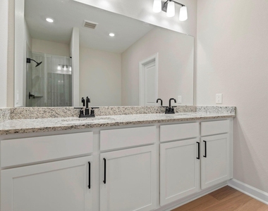 21571 Bluebonnet Bay Drive - Photo Thumbnail 12