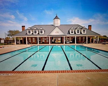 823 Aqua Vista - Photo Thumbnail 35