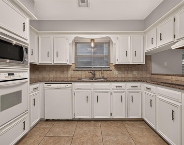 5410 Boyce Springs Drive - Photo Thumbnail 16