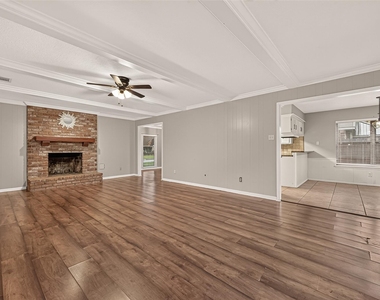 5410 Boyce Springs Drive - Photo Thumbnail 7