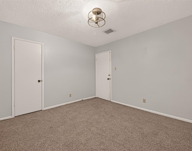 5410 Boyce Springs Drive - Photo Thumbnail 39