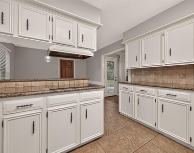 5410 Boyce Springs Drive - Photo Thumbnail 15