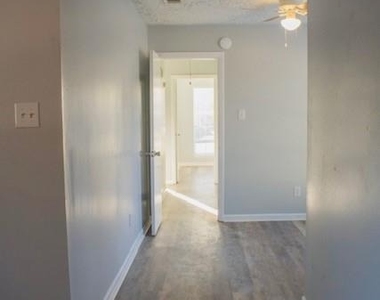 22318 Acorn Valley Drive - Photo Thumbnail 15