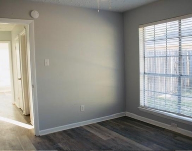 22318 Acorn Valley Drive - Photo Thumbnail 12