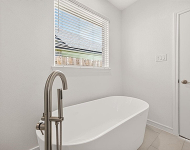 29423 Suncreek Ranch Court - Photo Thumbnail 9