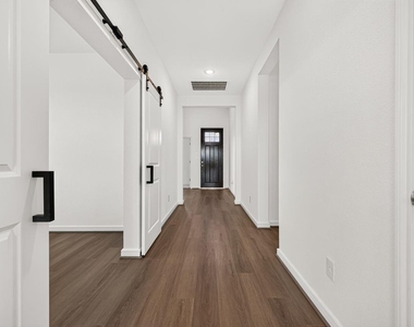 29423 Suncreek Ranch Court - Photo Thumbnail 4