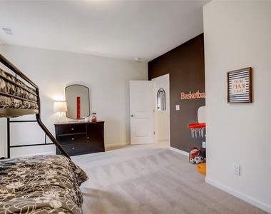 6118 Royal Palm Drive - Photo Thumbnail 11
