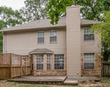 3203 Leafy Pine Court - Photo Thumbnail 15