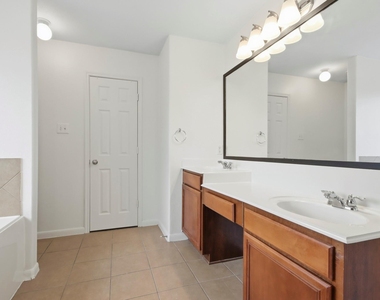 15127 Green Whisper Drive - Photo Thumbnail 6