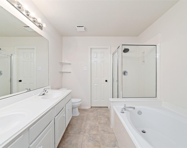 118 Anise Tree Place - Photo Thumbnail 14