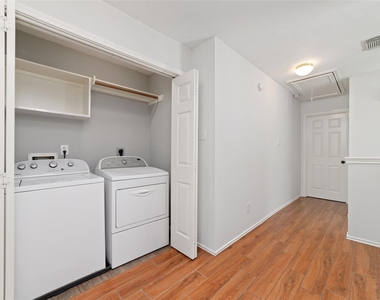 118 Anise Tree Place - Photo Thumbnail 16