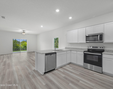 218 Fitchburg Street Sw - Photo Thumbnail 4