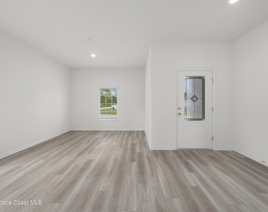 218 Fitchburg Street Sw - Photo Thumbnail 2