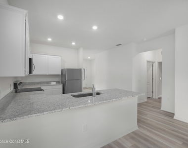 218 Fitchburg Street Sw - Photo Thumbnail 7