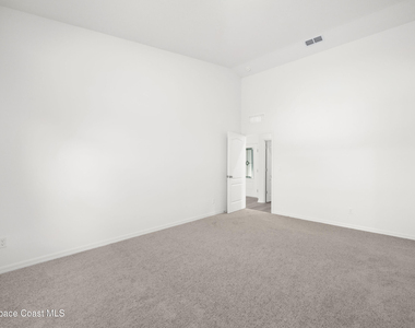 481 Buffum Avenue Ne - Photo Thumbnail 7