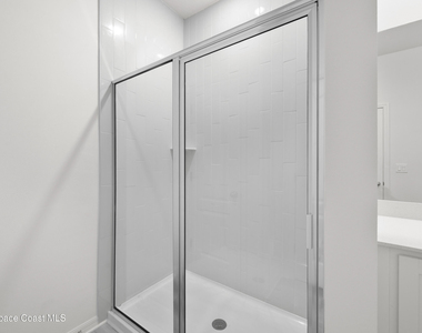 481 Buffum Avenue Ne - Photo Thumbnail 10