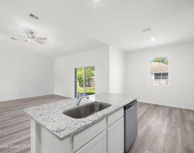 481 Buffum Avenue Ne - Photo Thumbnail 14