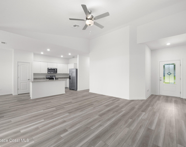 481 Buffum Avenue Ne - Photo Thumbnail 12